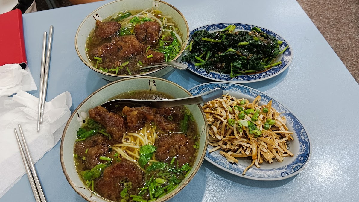 Lao Zhao Paigu Beef Noodle Restaurant-5