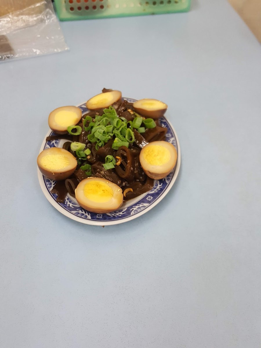 Lao Zhao Paigu Beef Noodle Restaurant-7